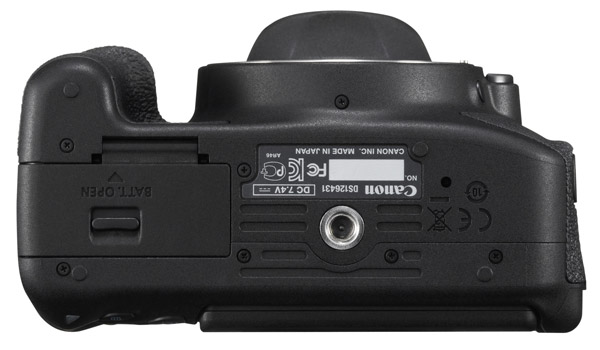 зеркальный фотоаппарат Canon EOS 700D 18-55 IS KIT STM black